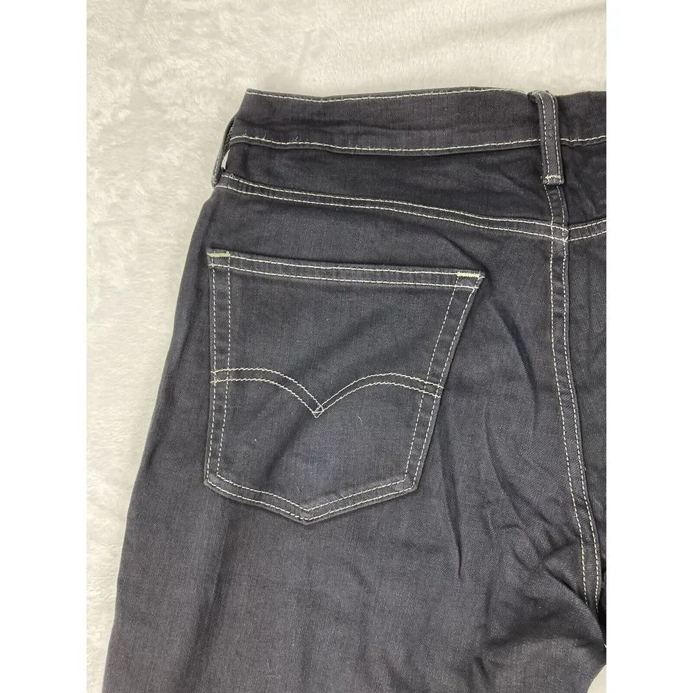 Levis measurements waist